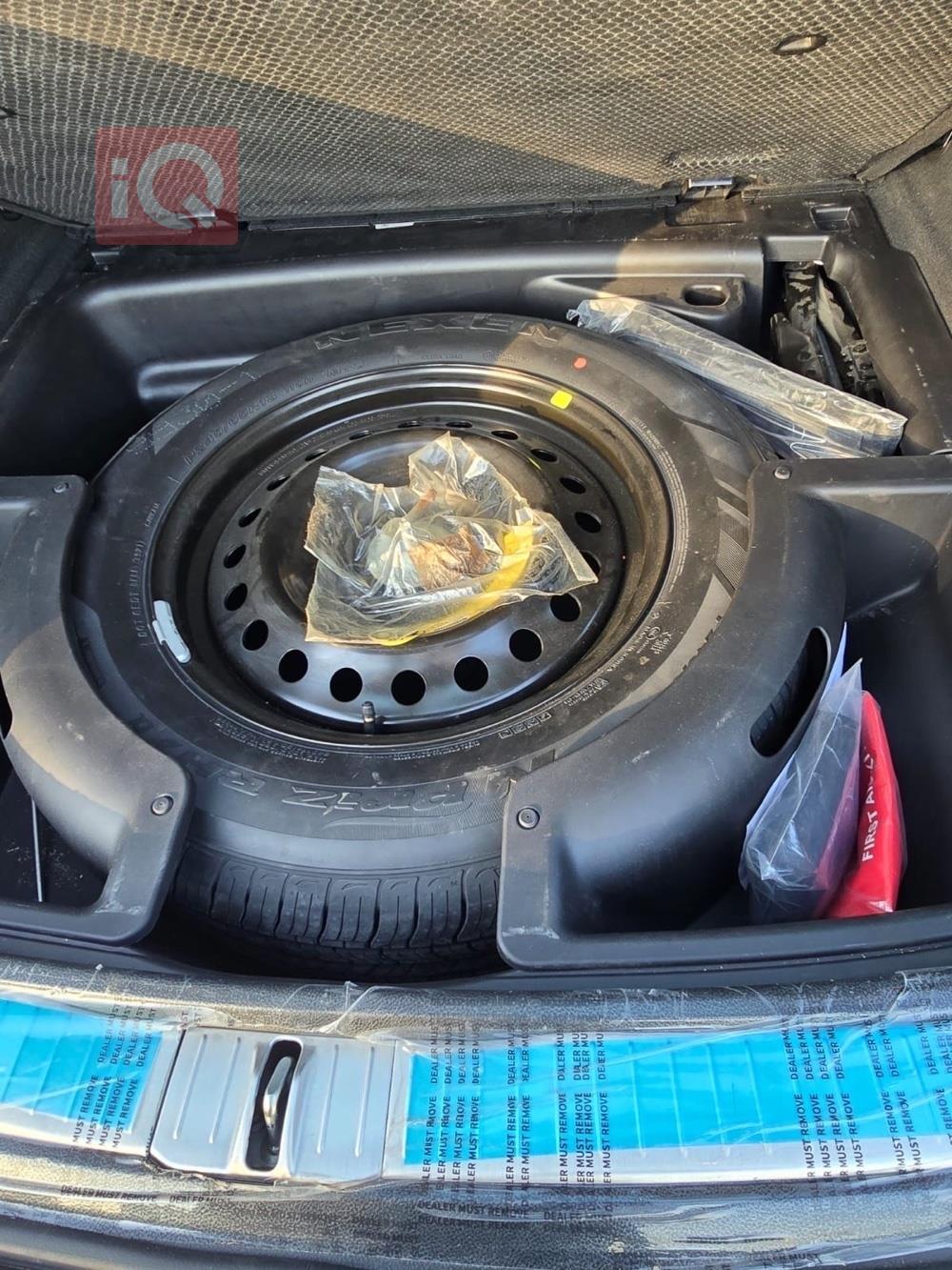 جیپ گراند شیرۆکی